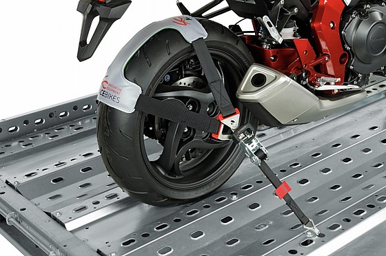 ����� ����� ����� ����� TyreFix
